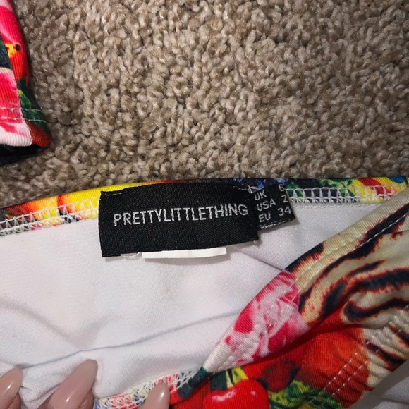 Swimsuits - Picture 3 of 3